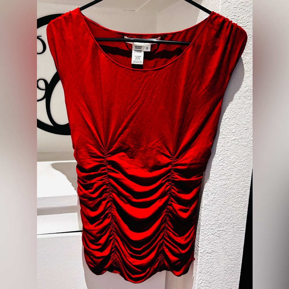 Max Studio Ruched Sleeveless Top